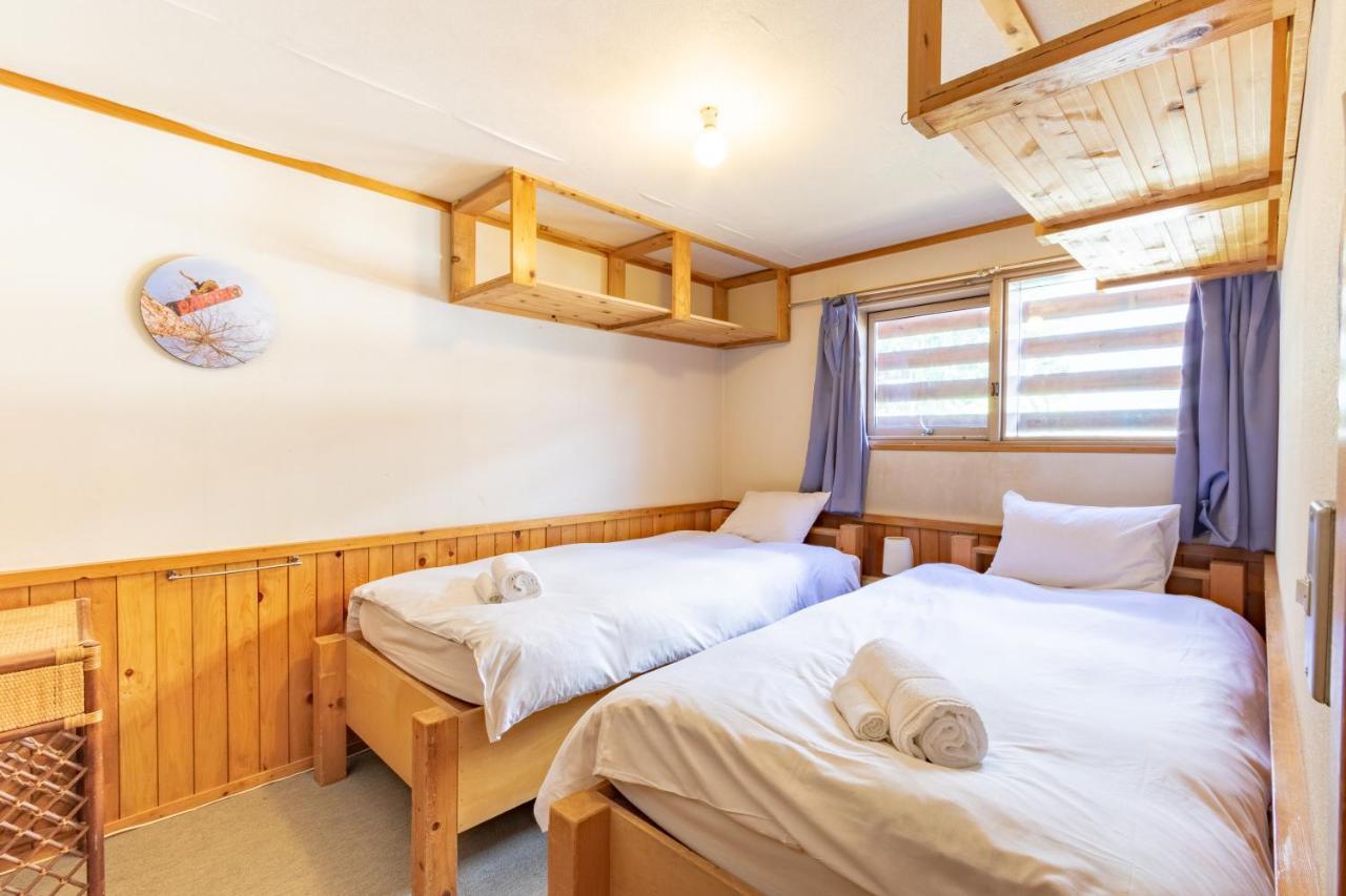 Ōmagari Moorea Lodge Niseko מראה חיצוני תמונה