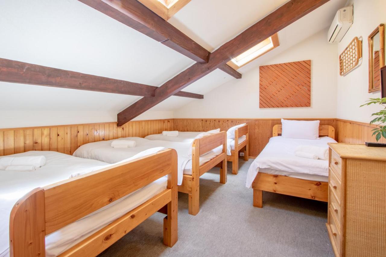 Ōmagari Moorea Lodge Niseko מראה חיצוני תמונה