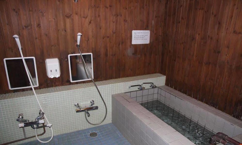 Ōmagari Moorea Lodge Niseko מראה חיצוני תמונה