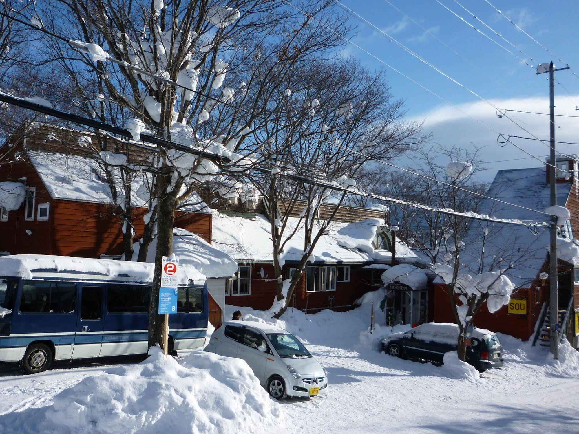 Ōmagari Moorea Lodge Niseko מראה חיצוני תמונה